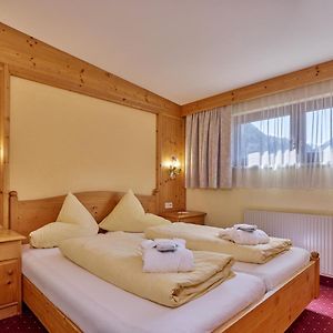 Queen Suite